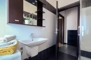Agenzia Immobiliare Lodi - Vendita Bilocale Monza bagno