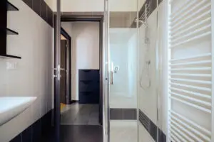 Agenzia Immobiliare Lodi - Vendita Bilocale Monza bagno con doccia