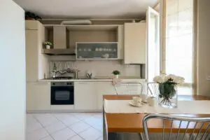 Vendita trilocale San Colonbano al Lambro - cucina
